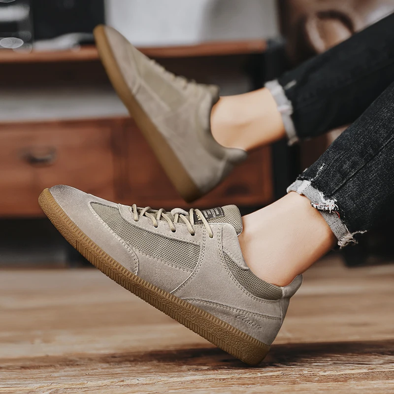 Chelsea Classic Trainers